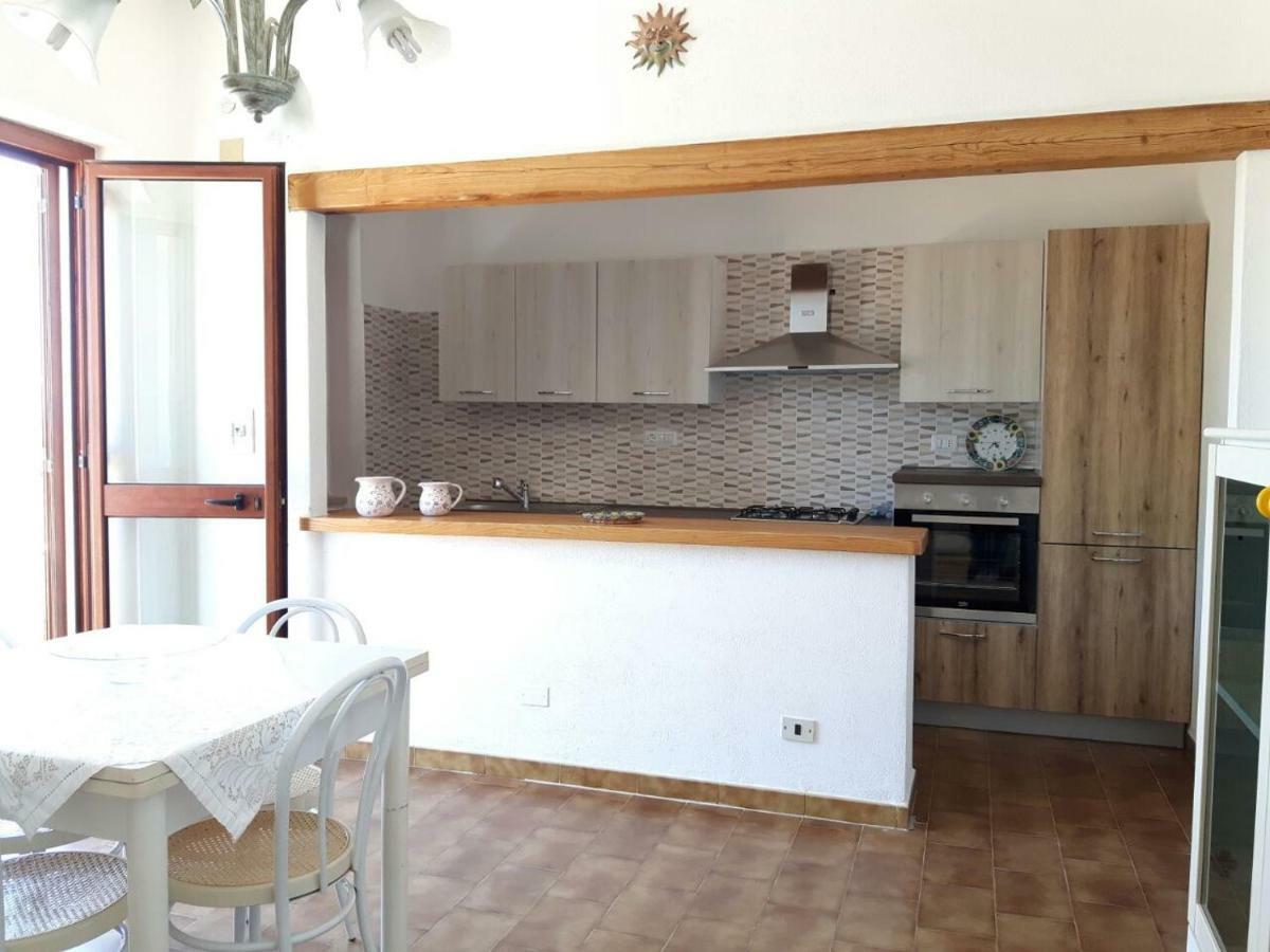 הוילה קאלה גונונה Casa Luciano מראה חיצוני תמונה